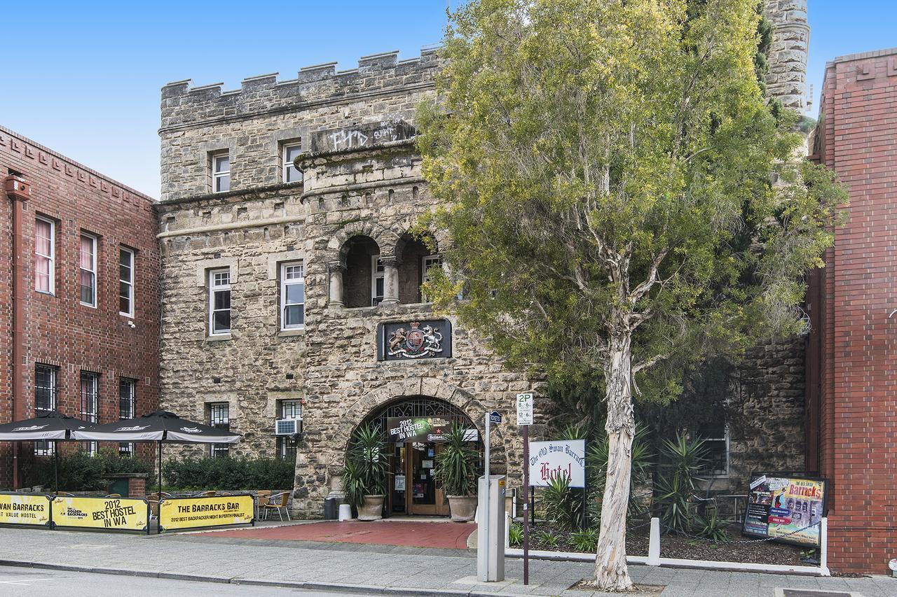 Ostello The Old Swan Barracks Perth Esterno foto