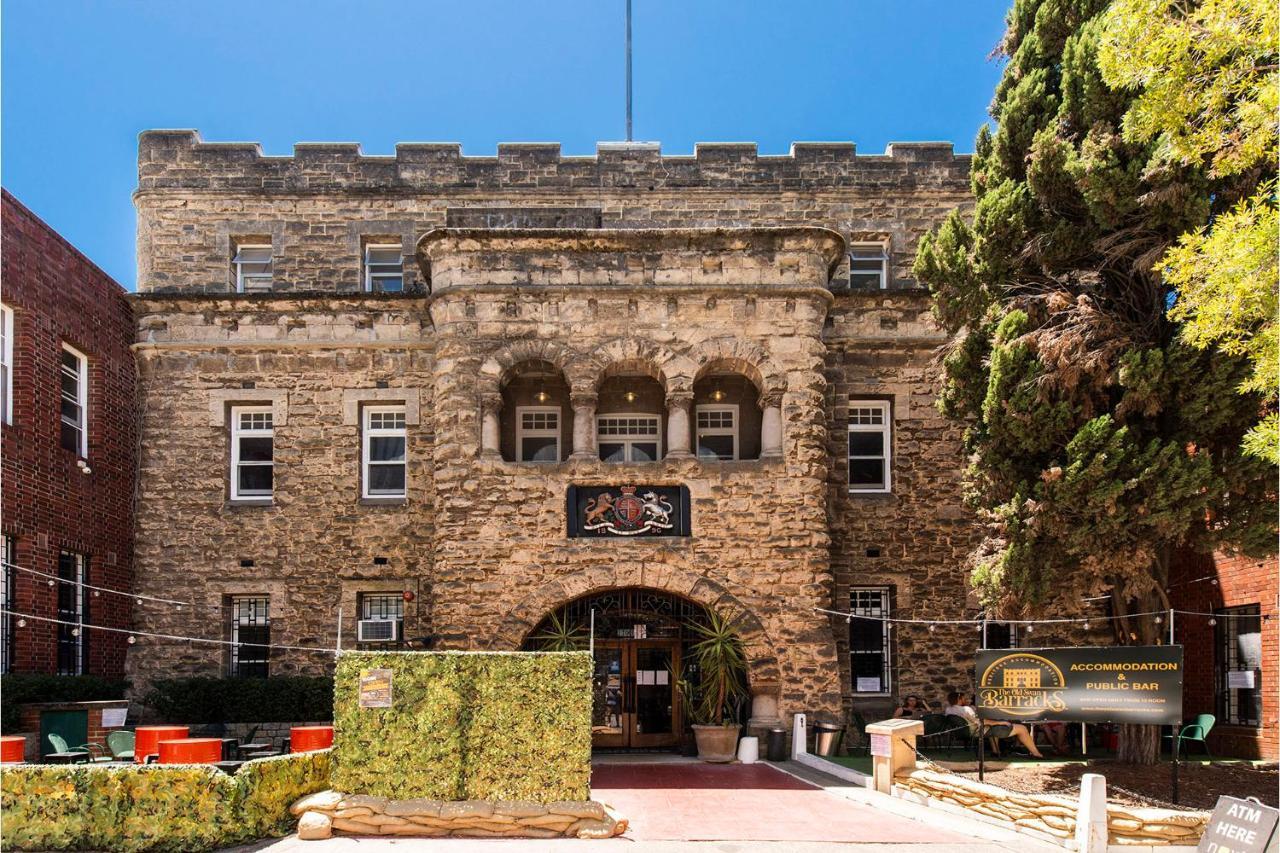 Ostello The Old Swan Barracks Perth Esterno foto